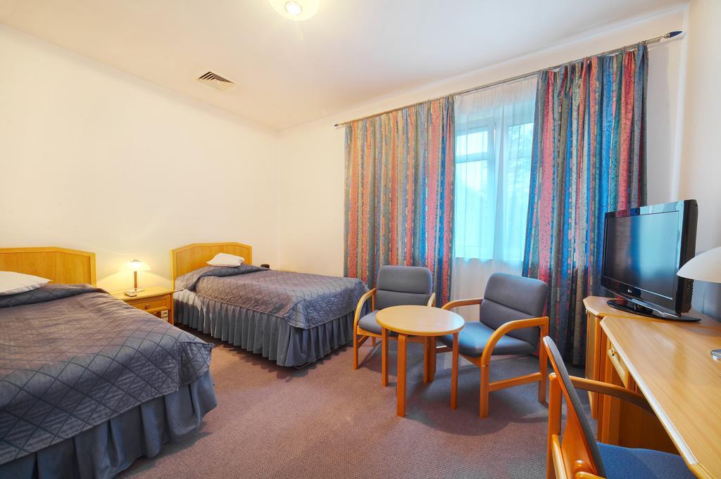 Hotel Perla Bieszczadow Geovita Czarna  Bagian luar foto