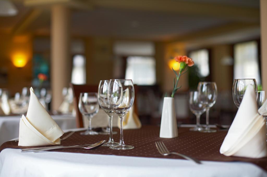 Hotel Perla Bieszczadow Geovita Czarna  Bagian luar foto