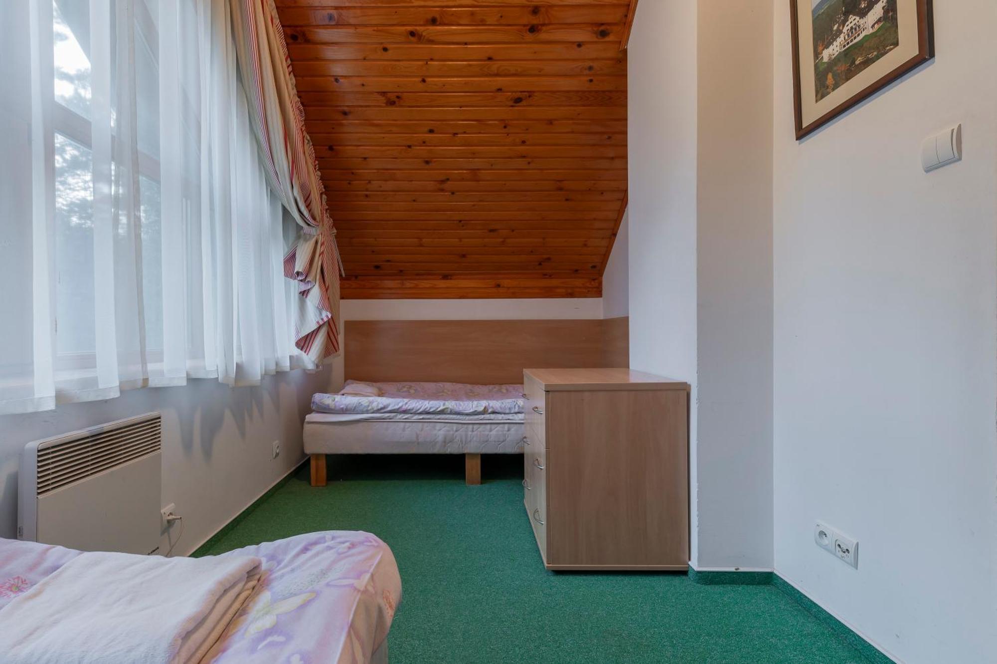 Hotel Perla Bieszczadow Geovita Czarna  Bagian luar foto